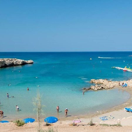 Phaedrus Living: Seaside Luxury Villa Anafi Paralimni Exteriör bild