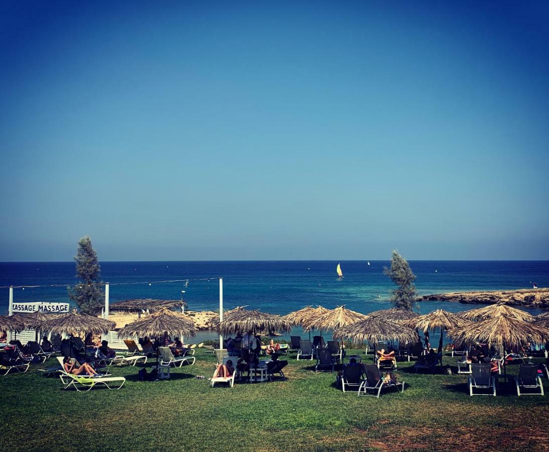 Phaedrus Living: Seaside Luxury Villa Anafi Paralimni Exteriör bild