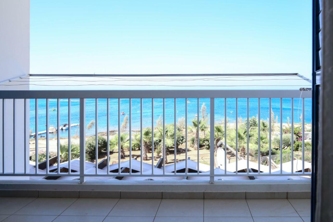 Phaedrus Living: Seaside Luxury Villa Anafi Paralimni Exteriör bild