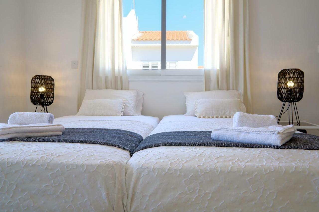 Phaedrus Living: Seaside Luxury Villa Anafi Paralimni Exteriör bild