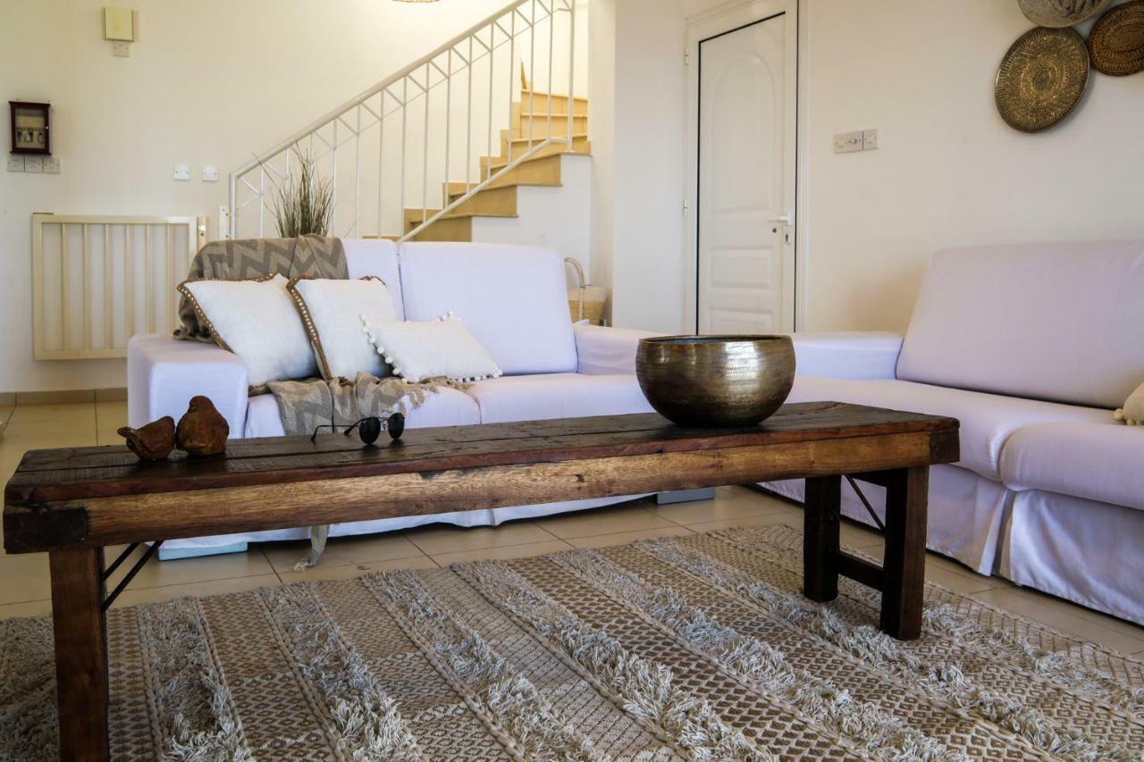 Phaedrus Living: Seaside Luxury Villa Anafi Paralimni Exteriör bild