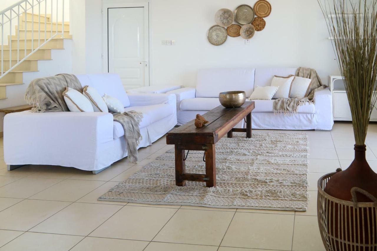 Phaedrus Living: Seaside Luxury Villa Anafi Paralimni Exteriör bild