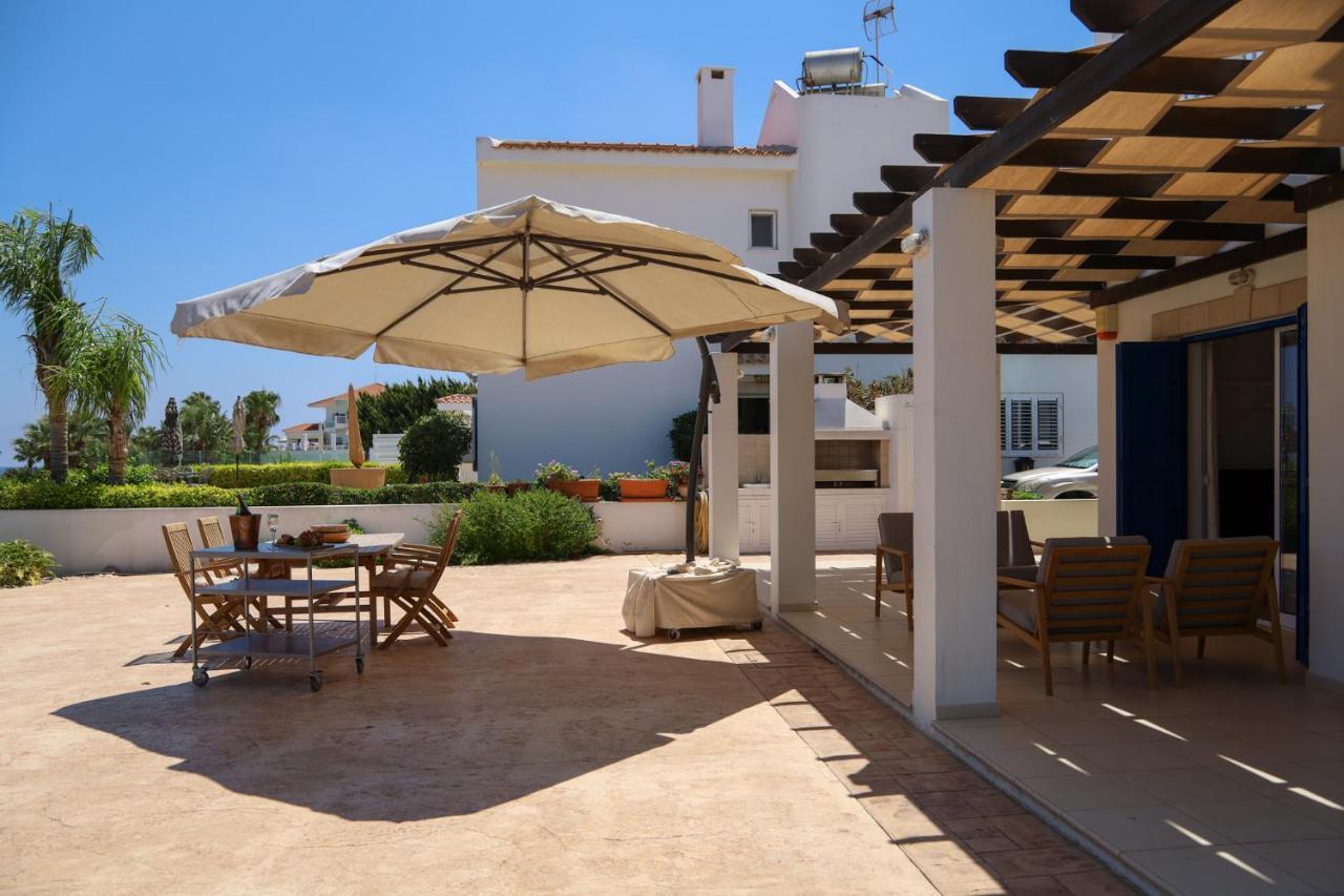 Phaedrus Living: Seaside Luxury Villa Anafi Paralimni Exteriör bild